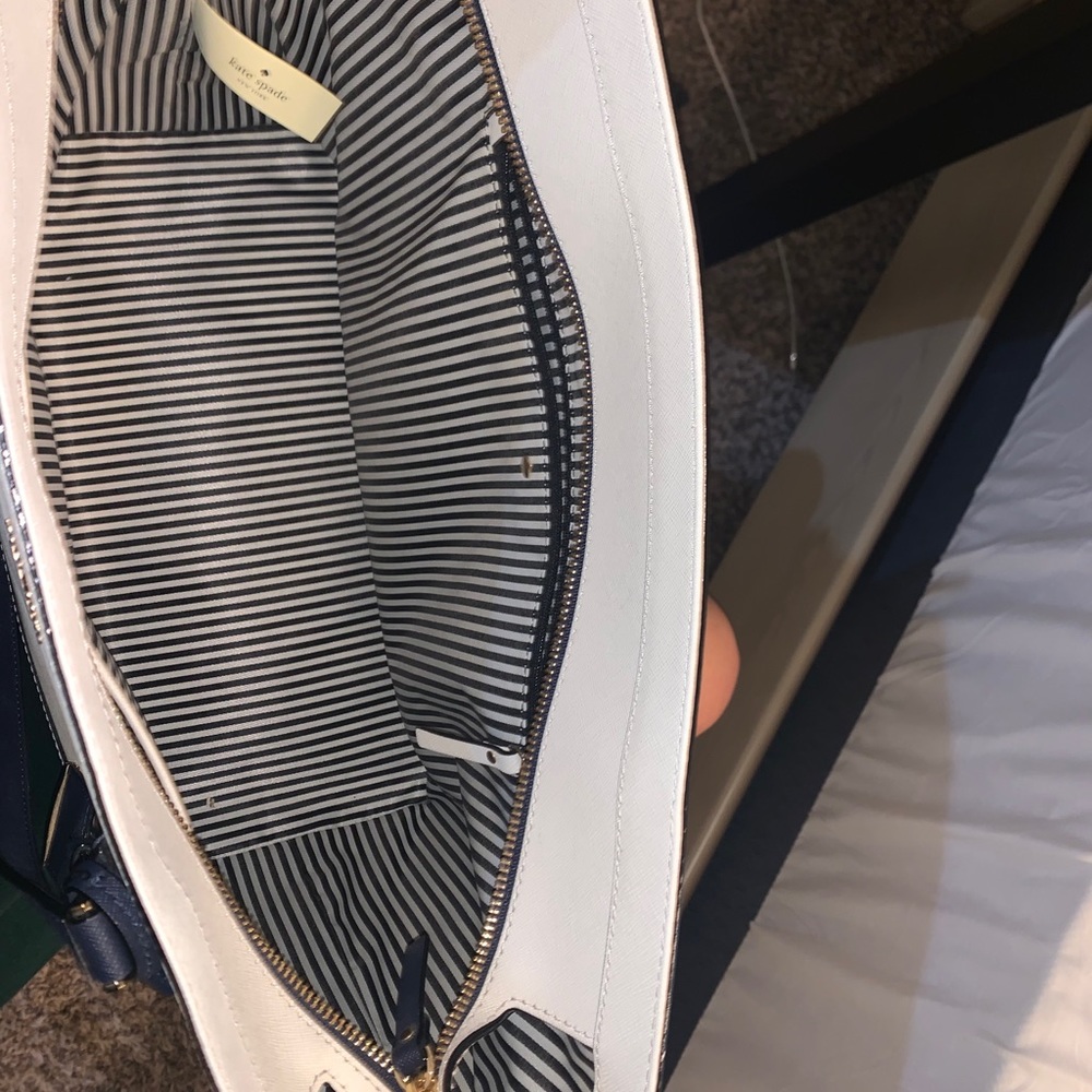 Kate Spade Tote - Picture 8 of 8
